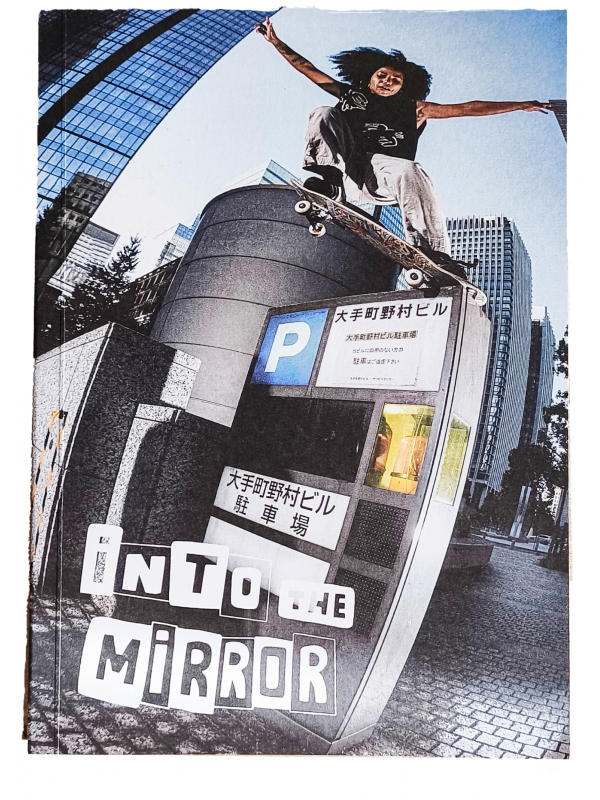 Revista Into the Mirror